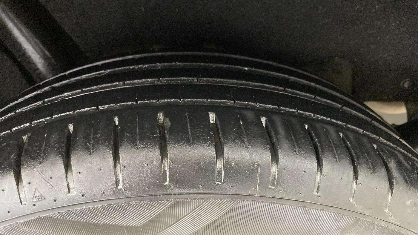 2021 Maruti Baleno ZETA PETROL 1.2, Petrol, Manual, 63,603 km, Right Rear Tyre Tread