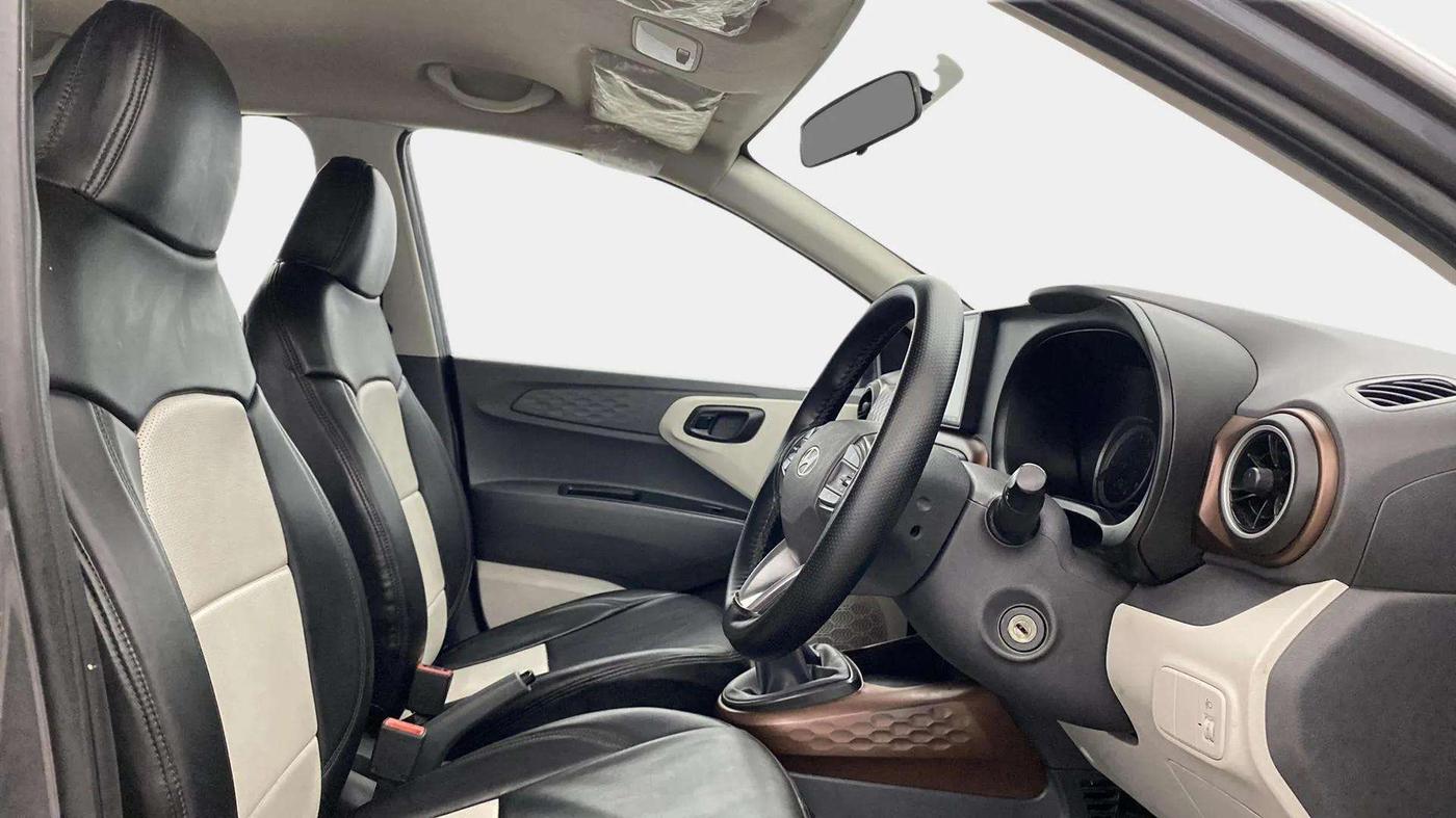 2023 Hyundai AURA S 1.2, Petrol, Manual, 38,326 km, Right Side Front Door Cabin