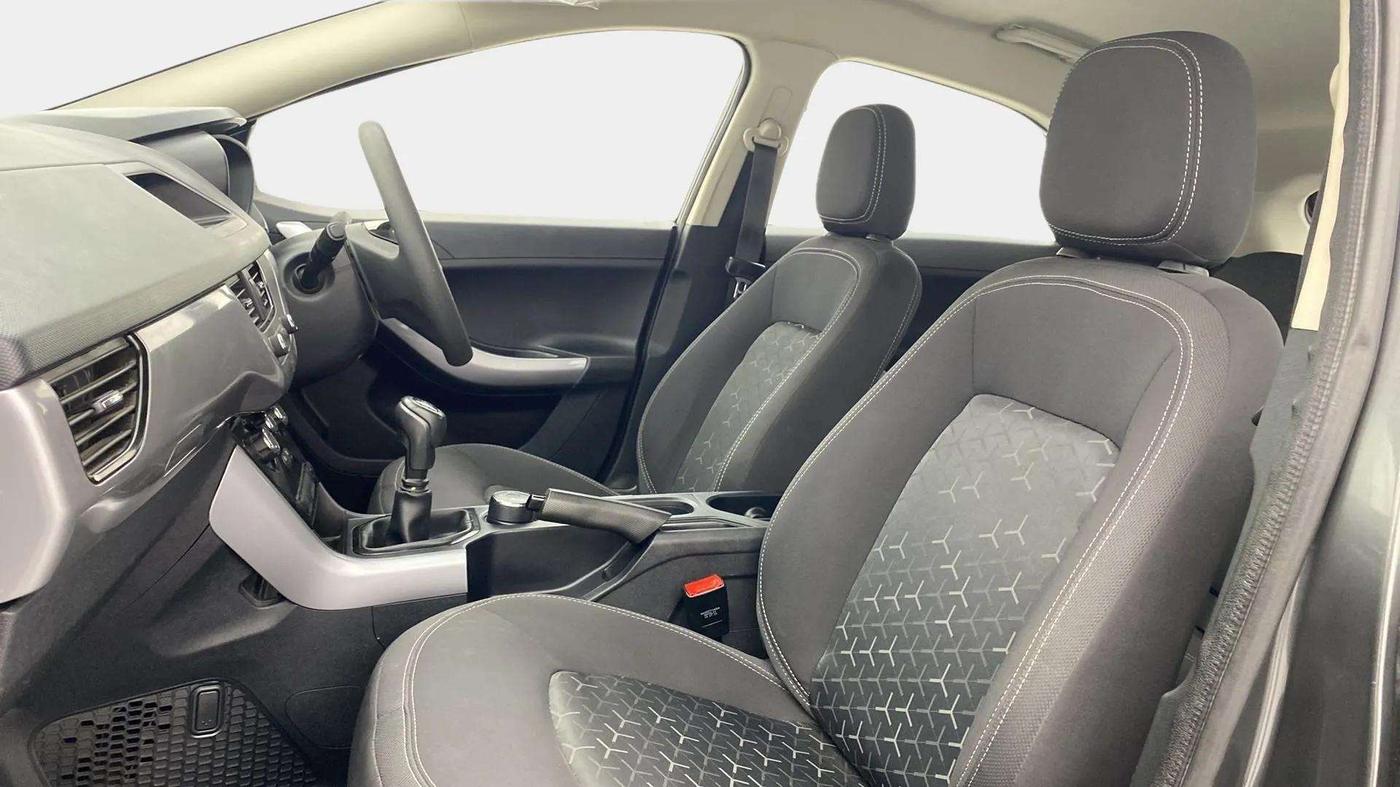 2021 Tata NEXON XM PETROL, Petrol, Manual, 20,968 km, Right Side Front Door Cabin
