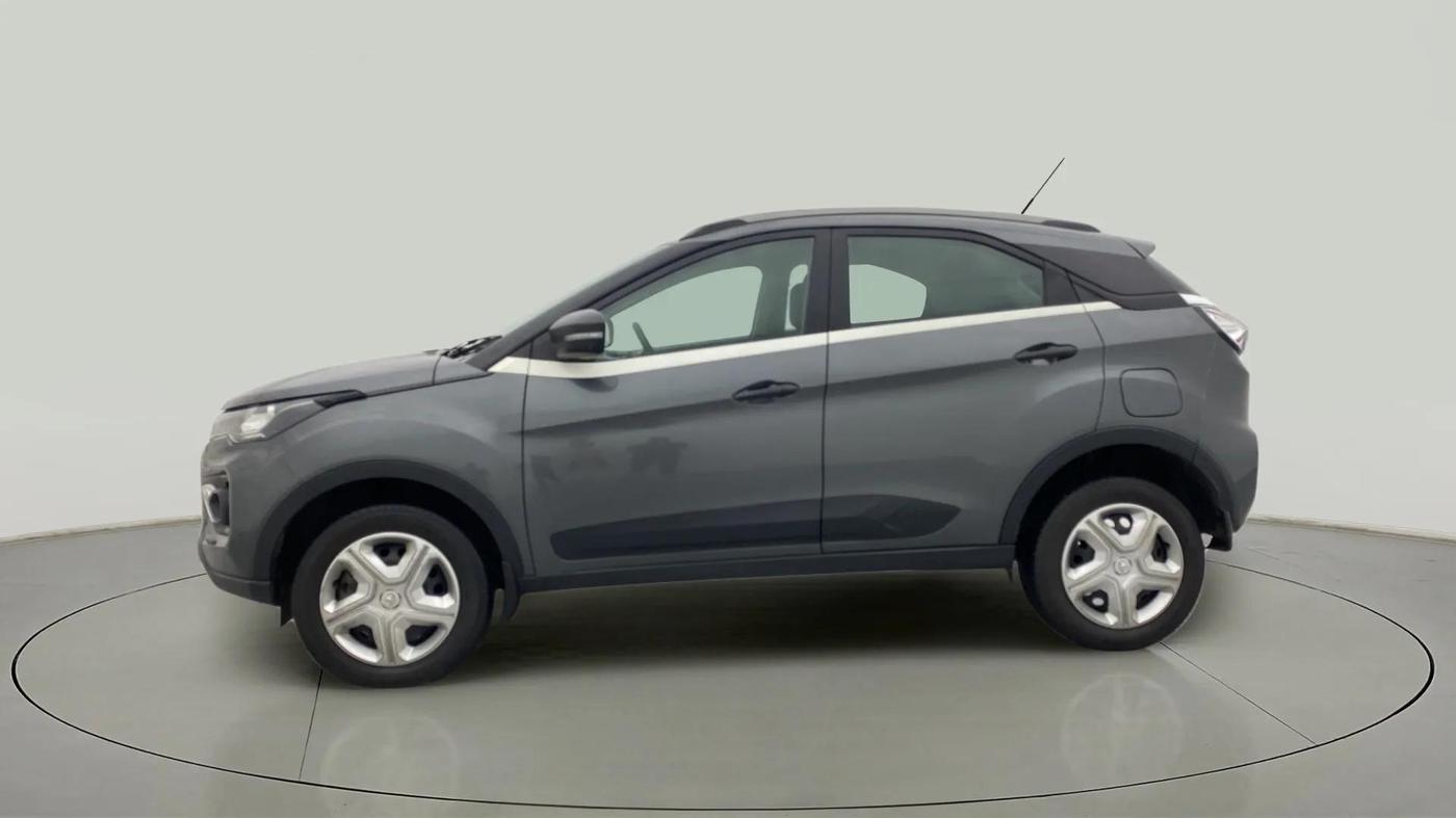 2021 Tata NEXON XM PETROL, Petrol, Manual, 20,968 km, Left Side