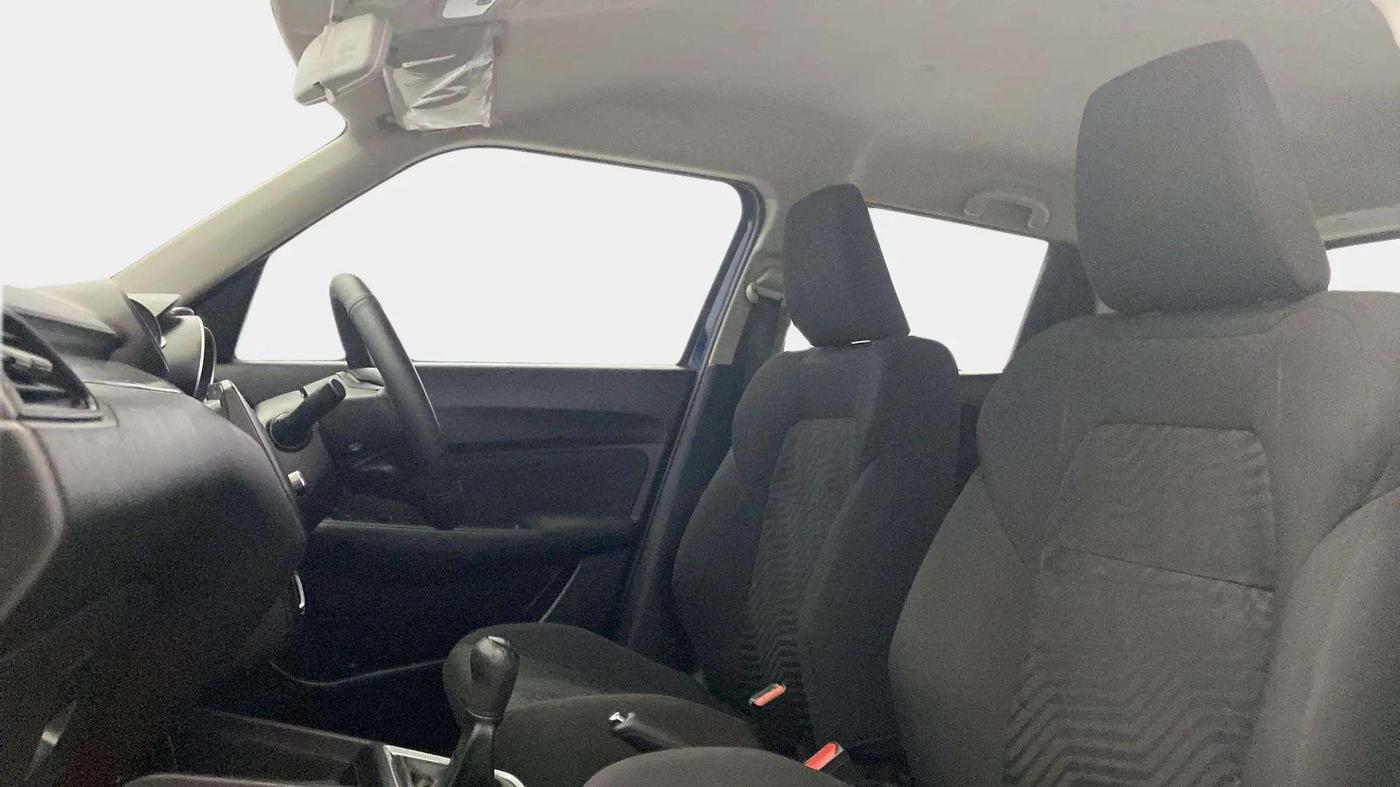 2018 Maruti Swift VXI, Petrol, Manual, 35,164 km, Right Side Front Door Cabin