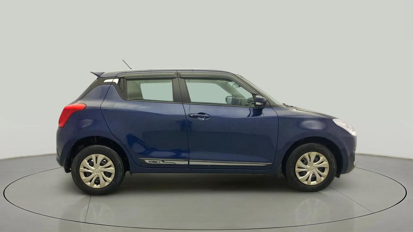 2018 Maruti Swift VXI, Petrol, Manual, 35,164 km, Right Side View