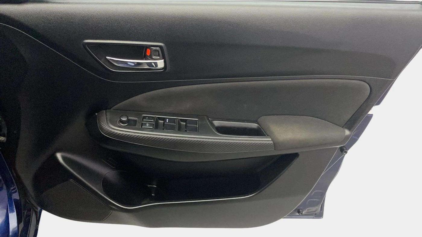 2018 Maruti Swift VXI, Petrol, Manual, 35,164 km, Driver Side Adjustment Panel