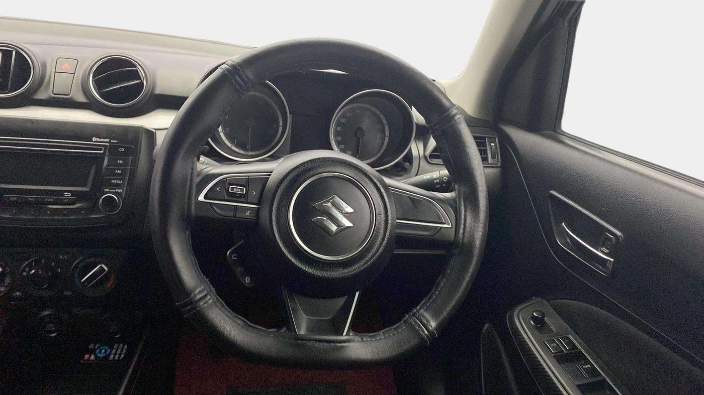 2018 Maruti Swift VXI, Petrol, Manual, 35,164 km, Steering Wheel Close Up