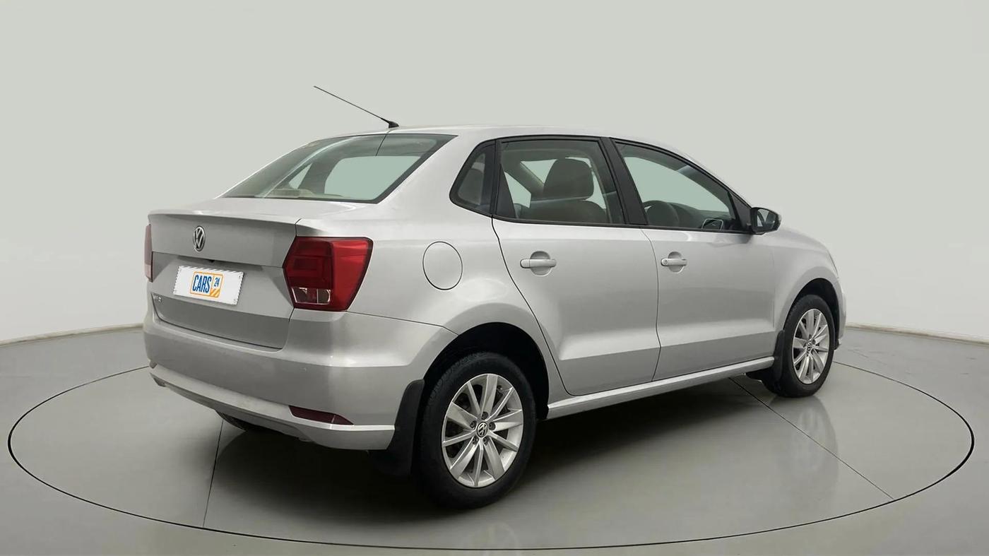 2017 Volkswagen Ameo HIGHLINE1.2L, Petrol, Manual, 86,317 km, Right Back Diagonal