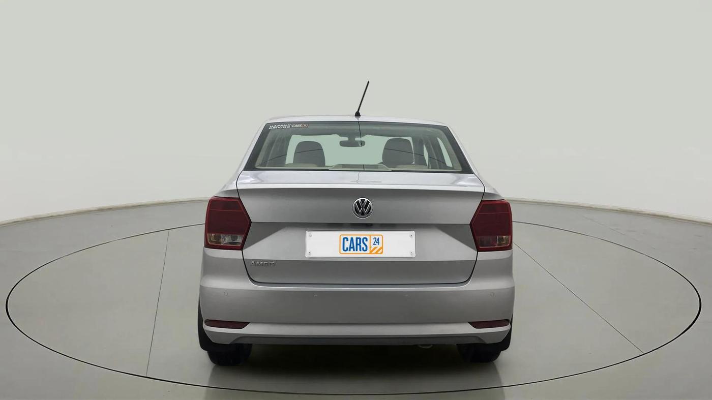 2017 Volkswagen Ameo HIGHLINE1.2L, Petrol, Manual, 86,317 km, Back/Rear