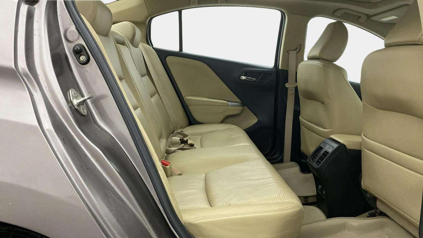 2015 Honda City 1.5L I-VTEC VX, Petrol, Manual, 53,599 km, Right Side Rear Door Cabin