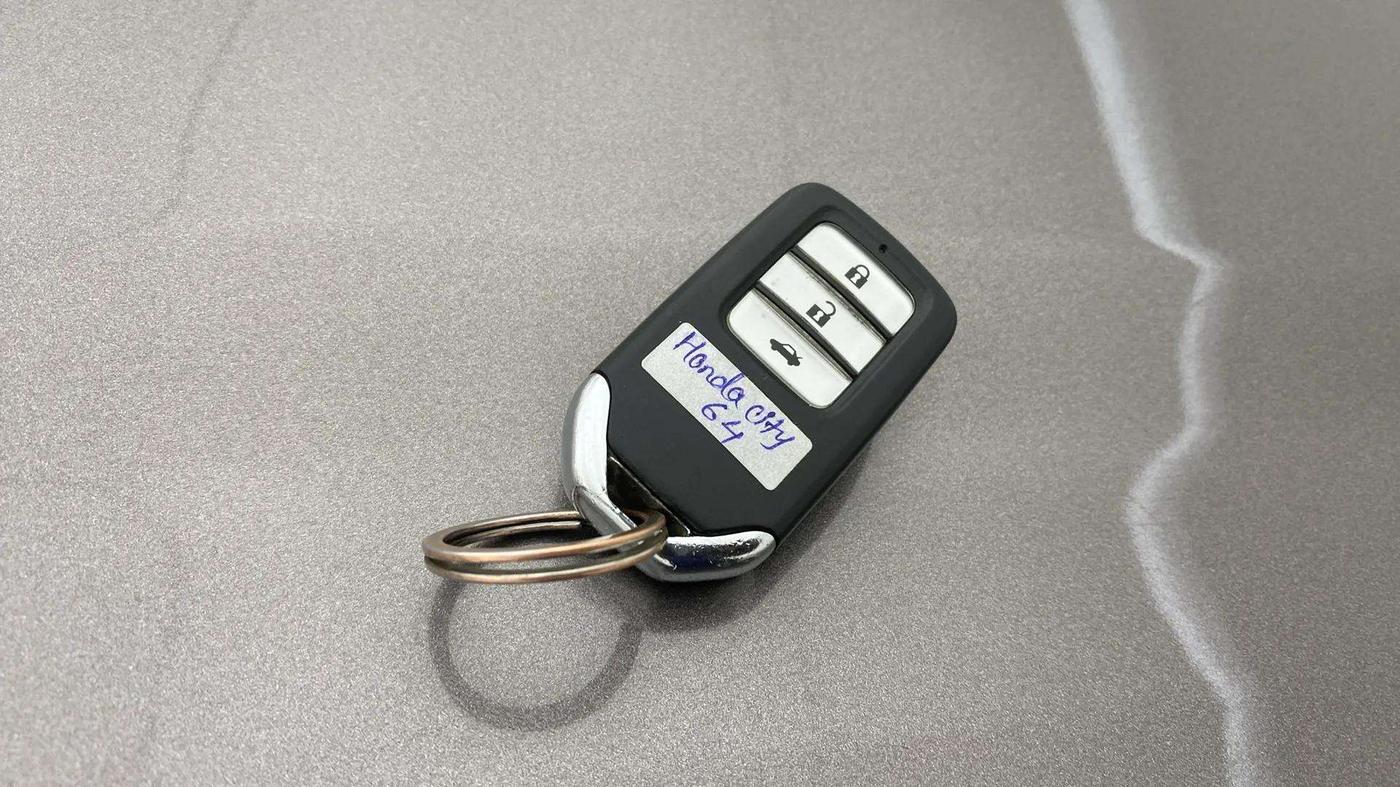 2015 Honda City 1.5L I-VTEC VX, Petrol, Manual, 53,599 km, Key Close Up