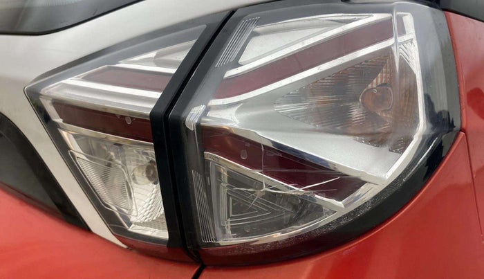 2022 Tata NEXON XM SUNROOF PETROL, Petrol, Manual, 50,910 km, Right tail light - Minor damage