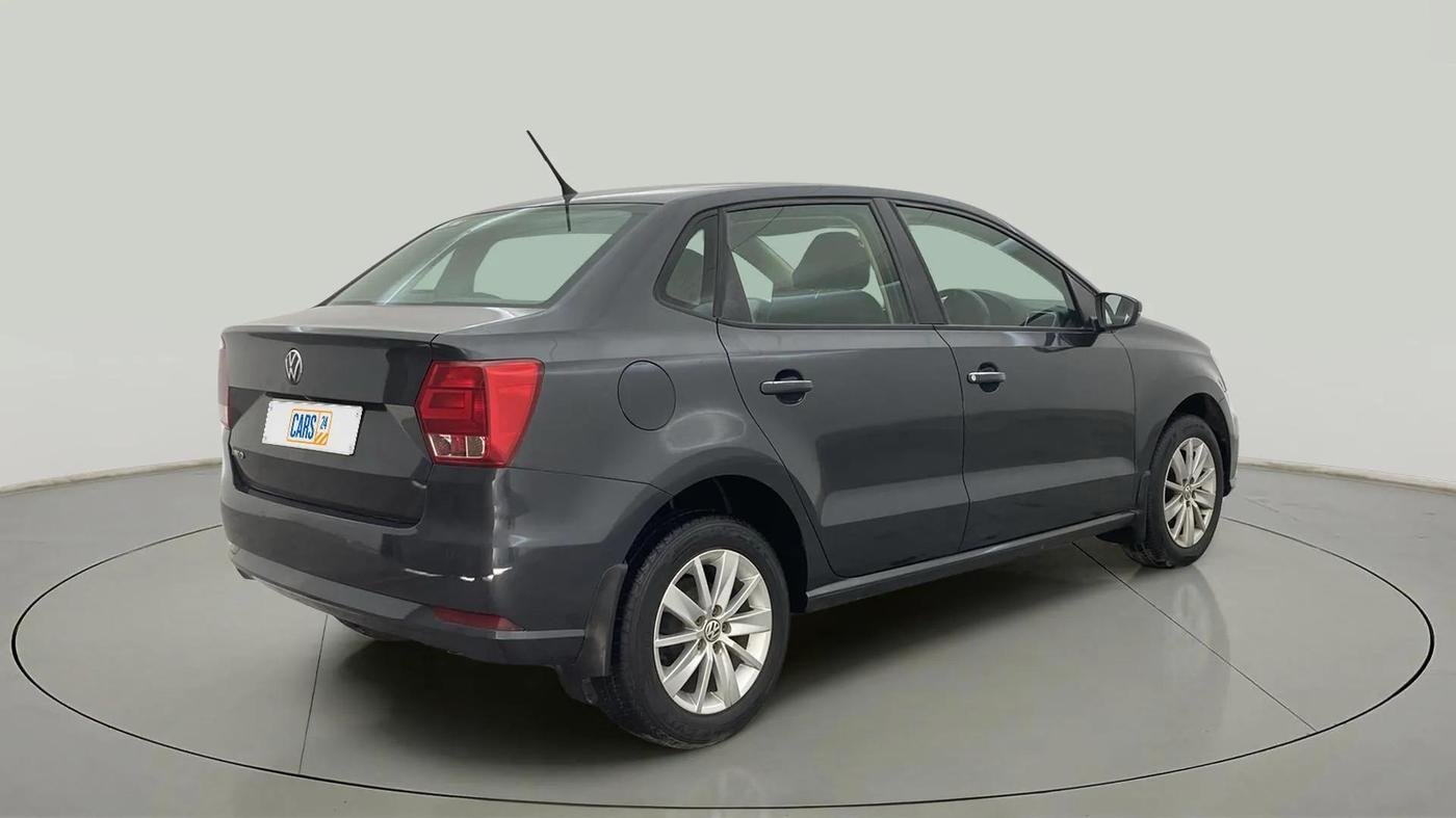2016 Volkswagen Ameo HIGHLINE1.2L, Petrol, Manual, 27,327 km, Right Back Diagonal
