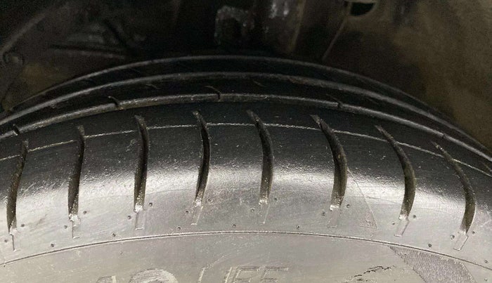 2021 Maruti Dzire ZXI Plus AMT, Petrol, Automatic, 36,763 km, Left Front Tyre Tread