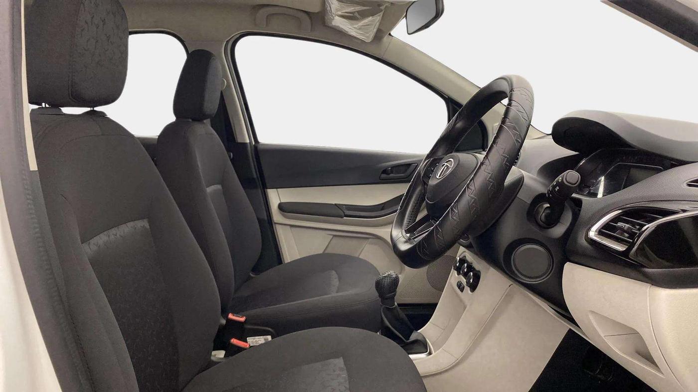 2023 Tata TIGOR XZ CNG, CNG, Manual, 34,384 km, Right Side Front Door Cabin