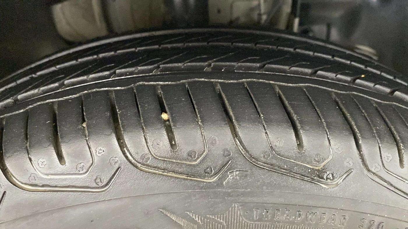 2023 Tata TIGOR XZ CNG, CNG, Manual, 34,384 km, Right Front Tyre Tread