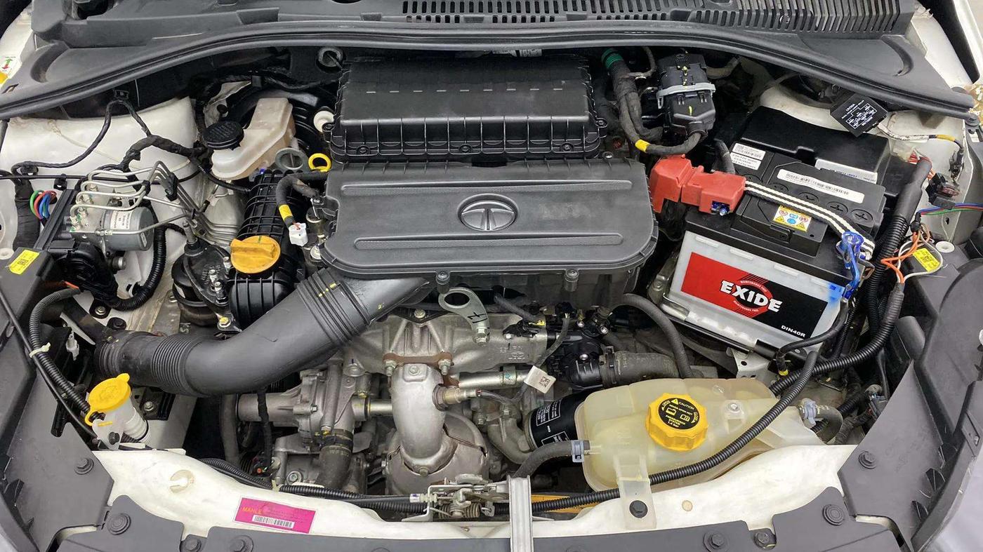2023 Tata TIGOR XZ CNG, CNG, Manual, 34,384 km, Engine View