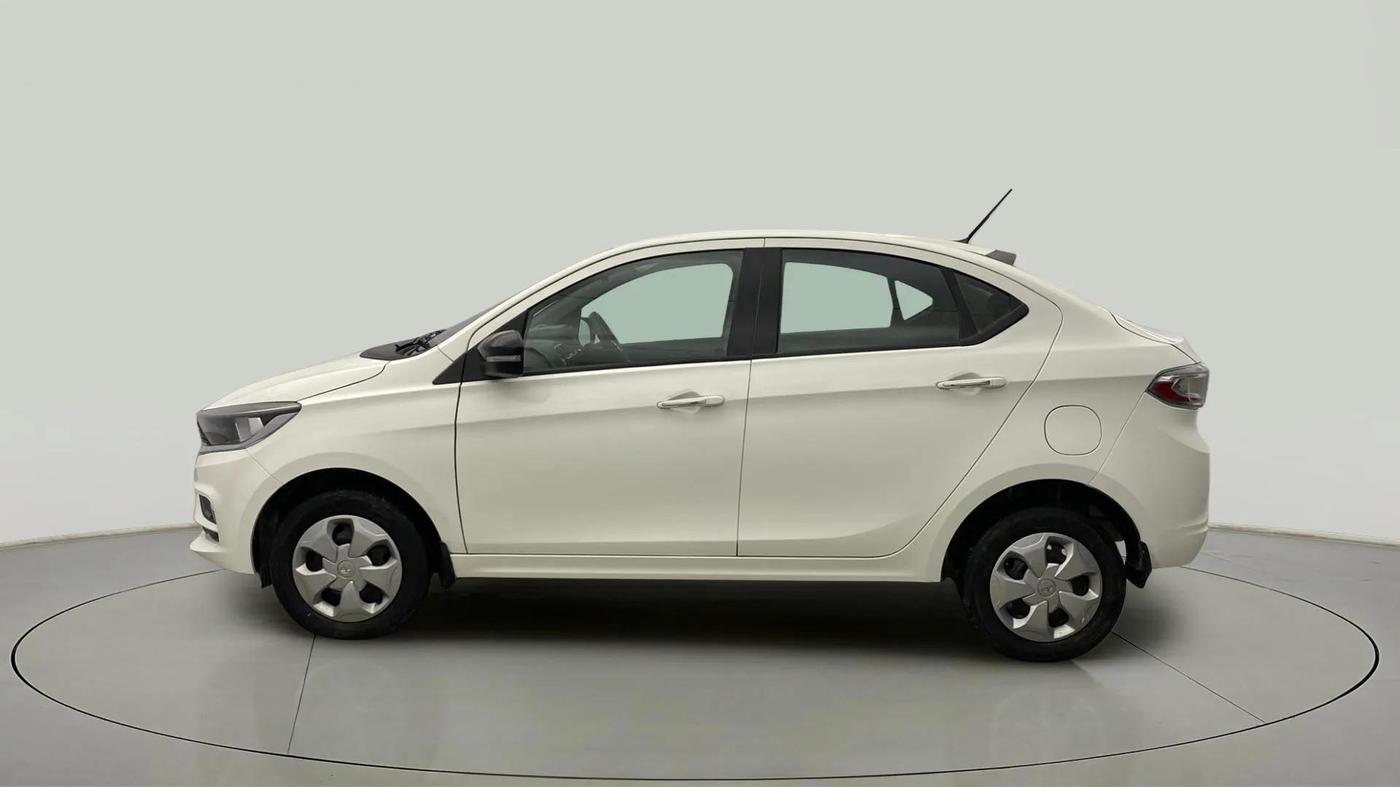 2023 Tata TIGOR XZ CNG, CNG, Manual, 34,384 km, Left Side