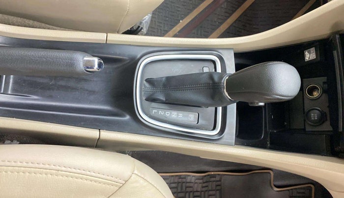 2023 Maruti Ciaz ALPHA  AT 1.5 SHVS PETROL, Petrol, Automatic, 16,423 km, Gear Lever