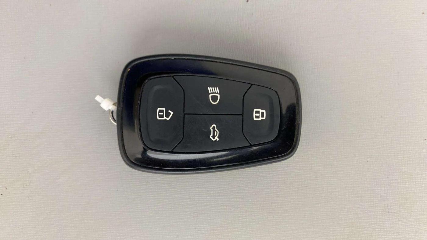 2021 Tata ALTROZ XZ (O) PETROL, Petrol, Manual, 55,123 km, Key Close Up