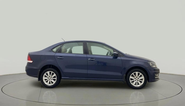 2015 Volkswagen Vento HIGHLINE 1.6 MPI, Petrol, Manual, 45,766 km, Right Side View