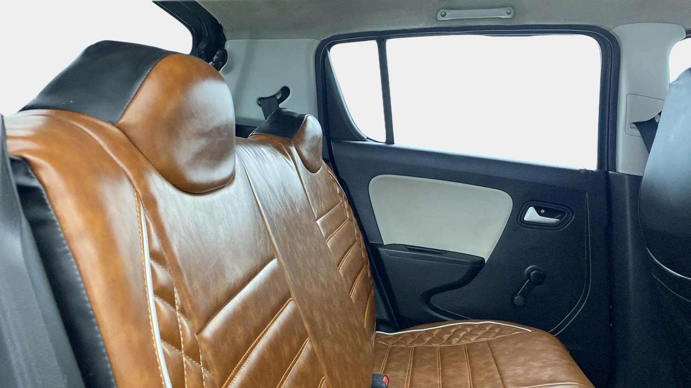 2023 Maruti Alto LXI O, Petrol, Manual, 22,413 km, Right Side Rear Door Cabin