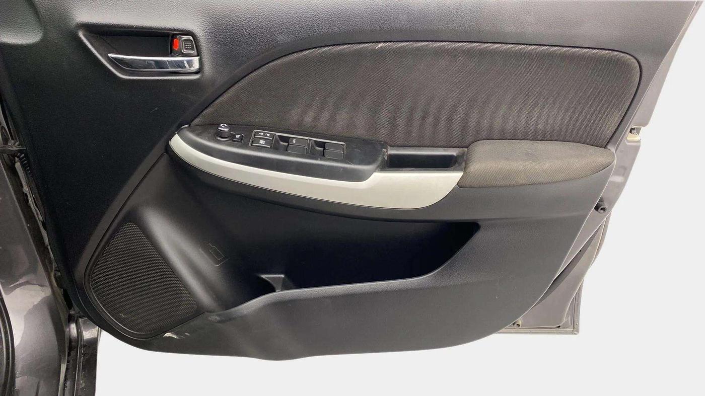 2018 Maruti Baleno ALPHA CVT PETROL 1.2, Petrol, Automatic, 47,962 km, Driver Side Door Panels Control