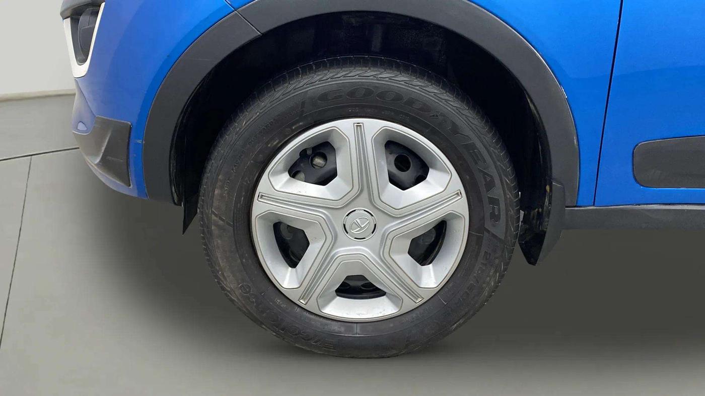 2019 Tata NEXON XMA PETROL, Petrol, Automatic, 17,317 km, Left Front Wheel