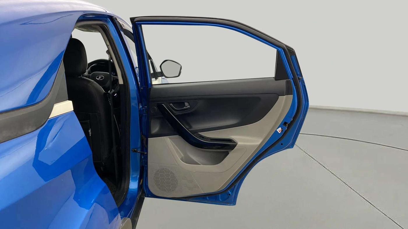 2019 Tata NEXON XMA PETROL, Petrol, Automatic, 17,317 km, RHS Rear Door