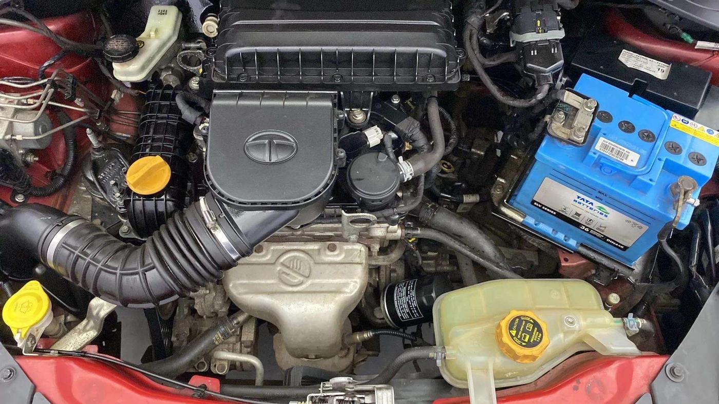 2018 Tata Tiago XZ PETROL, Petrol, Manual, 97,639 km, Open Bonet