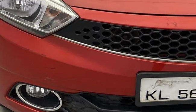 2018 Tata Tiago XZ PETROL, Petrol, Manual, 97,614 km, Front bumper - Minor scratches