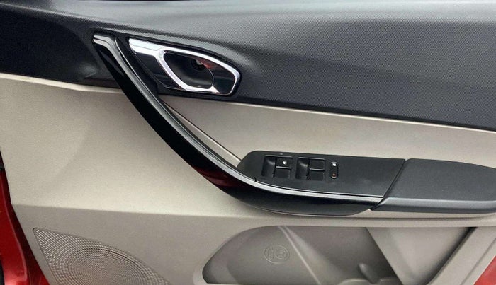 2018 Tata Tiago XZ PETROL, Petrol, Manual, 97,614 km, Driver Side Door Panels Control