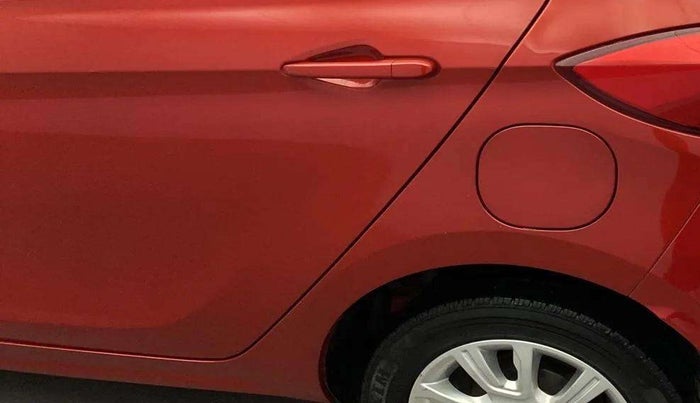 2018 Tata Tiago XZ PETROL, Petrol, Manual, 97,614 km, Left quarter panel - Paint has minor damage