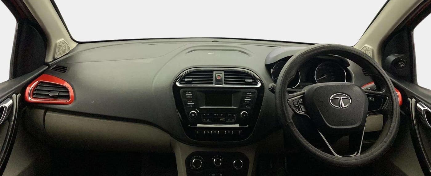 2018 Tata Tiago XZ PETROL, Petrol, Manual, 97,639 km, Dashboard