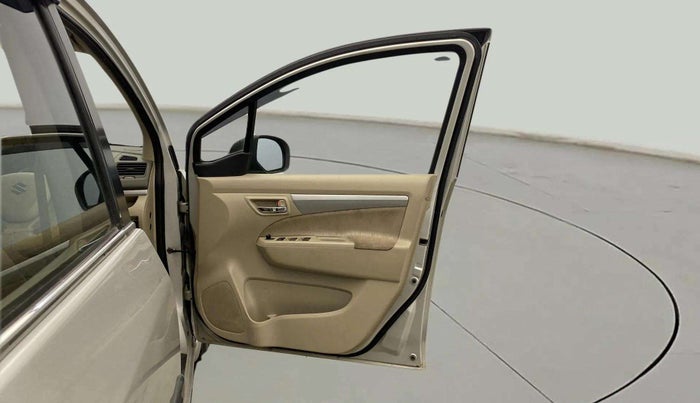 2015 Maruti Ertiga VXI, Petrol, Manual, 21,449 km, RHS Front Door