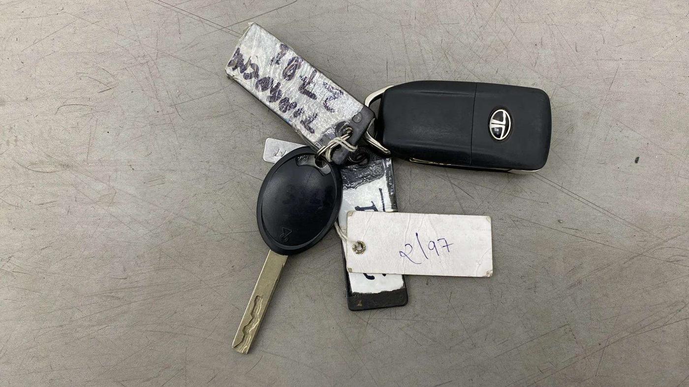 2023 Tata Tiago XZ PLUS CNG, CNG, Manual, 10,353 km, Key Close Up
