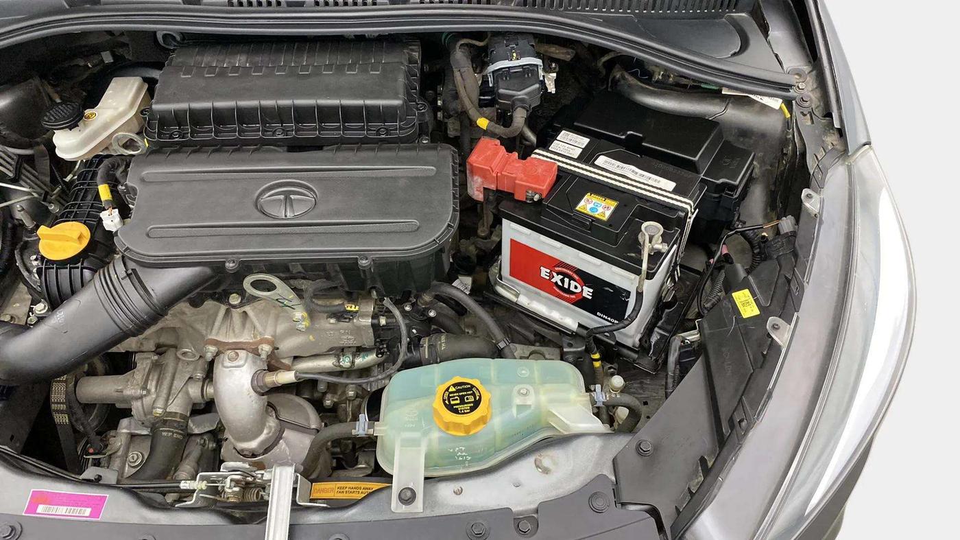 2023 Tata Tiago XZ PLUS CNG, CNG, Manual, 10,353 km, Engine View - Left