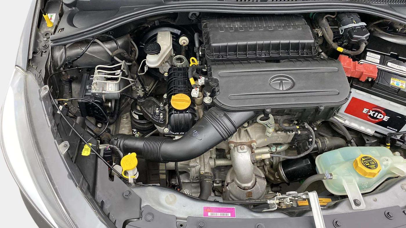2023 Tata Tiago XZ PLUS CNG, CNG, Manual, 10,353 km, Engine View - Right