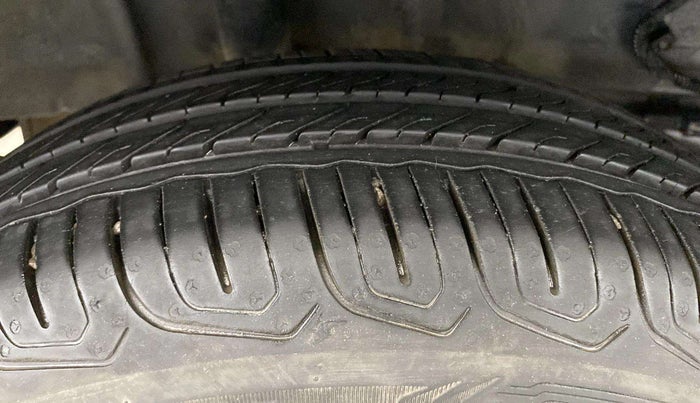 2023 Tata Tiago XZ PLUS CNG, CNG, Manual, 10,316 km, Right Rear Tyre Tread