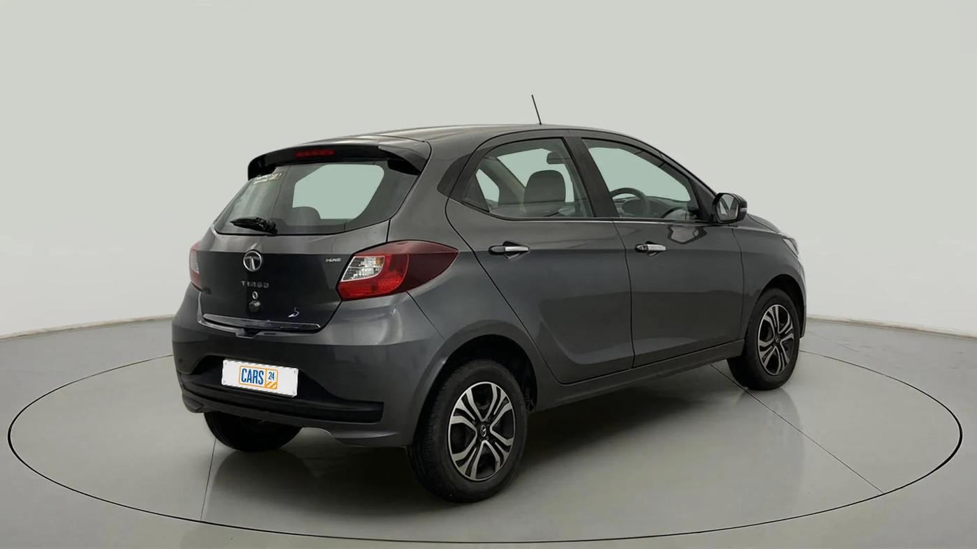 2023 Tata Tiago XZ PLUS CNG, CNG, Manual, 10,353 km, Right Back Diagonal