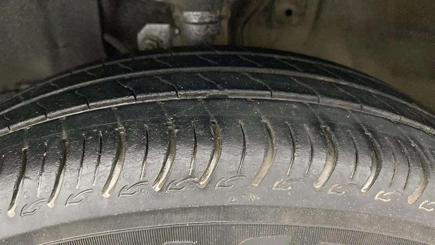 2023 Maruti New Wagon-R VXI CNG 1.0, CNG, Manual, 36,582 km, Left Front Tyre Tread