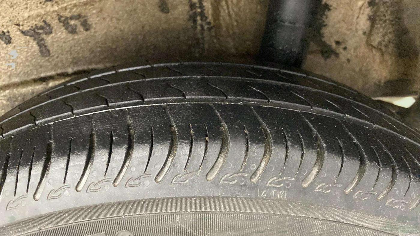2023 Maruti New Wagon-R VXI CNG 1.0, CNG, Manual, 36,582 km, Left Rear Tyre Tread