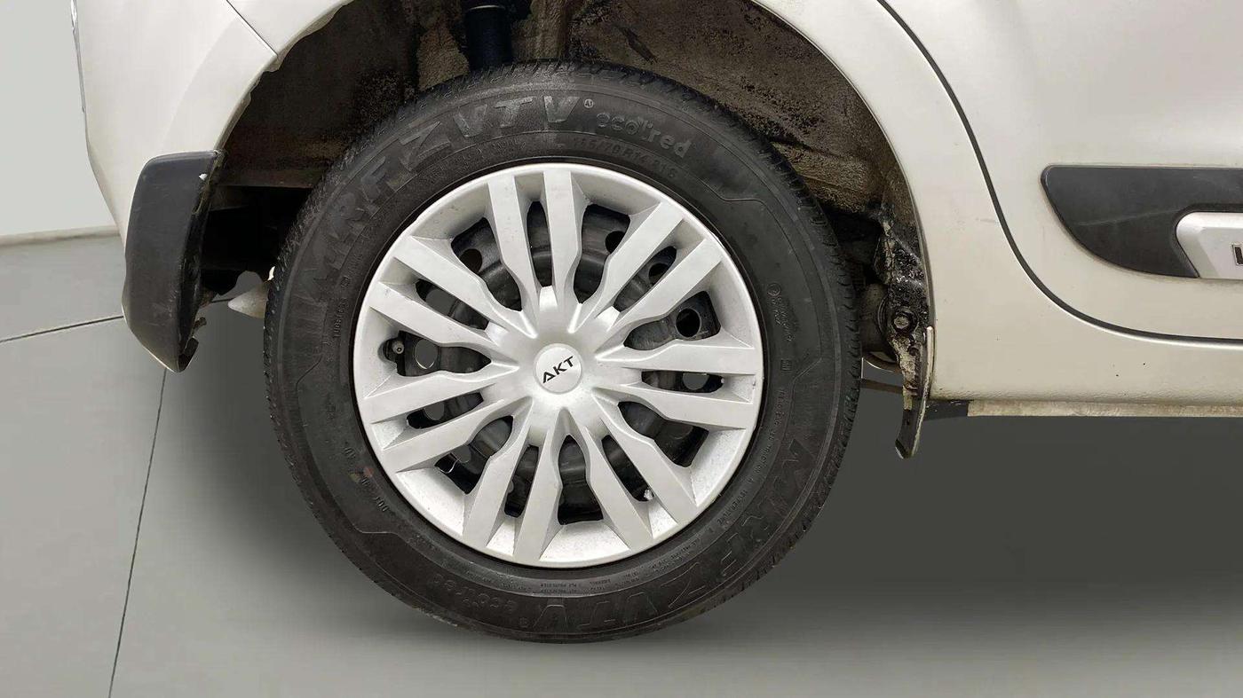 2023 Maruti New Wagon-R VXI CNG 1.0, CNG, Manual, 36,582 km, Right Rear Wheel