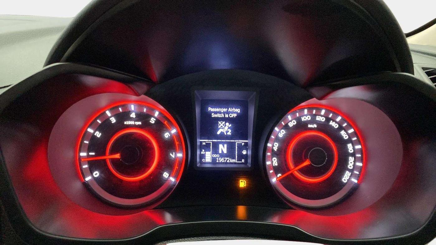 2022 Mahindra XUV300 W8 (O) 1.2 PETROL AMT, Petrol, Automatic, 20,195 km, Odometer Image