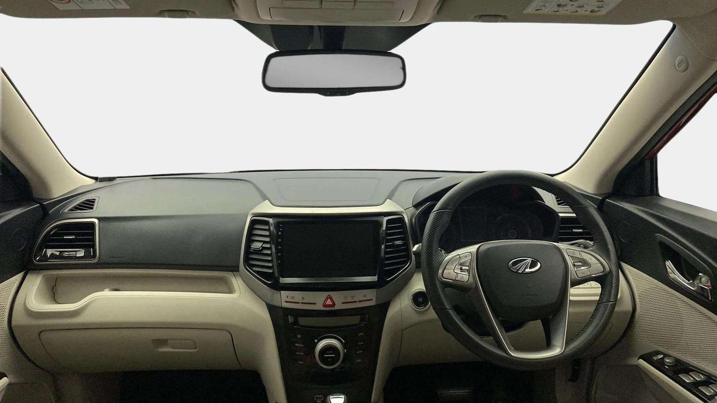 2022 Mahindra XUV300 W8 (O) 1.2 PETROL AMT, Petrol, Automatic, 20,195 km, Dashboard