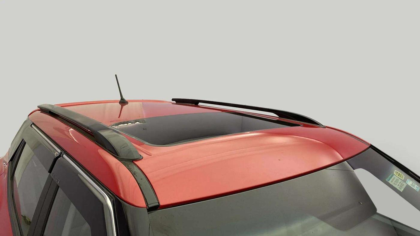 2022 Mahindra XUV300 W8 (O) 1.2 PETROL AMT, Petrol, Automatic, 20,195 km, Roof
