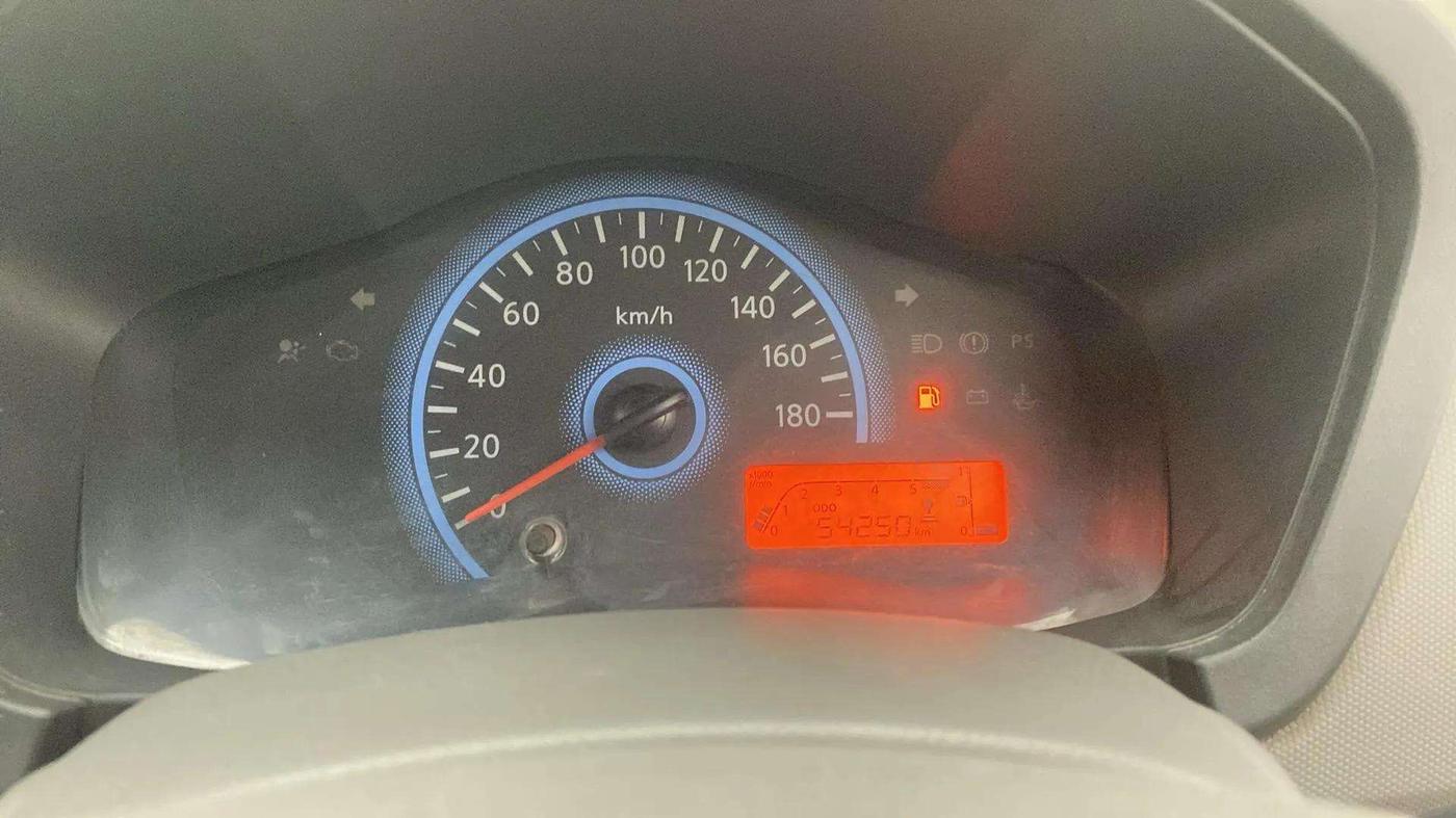 2017 Datsun Redi Go T (O), Petrol, Manual, 54,255 km, Odometer Image