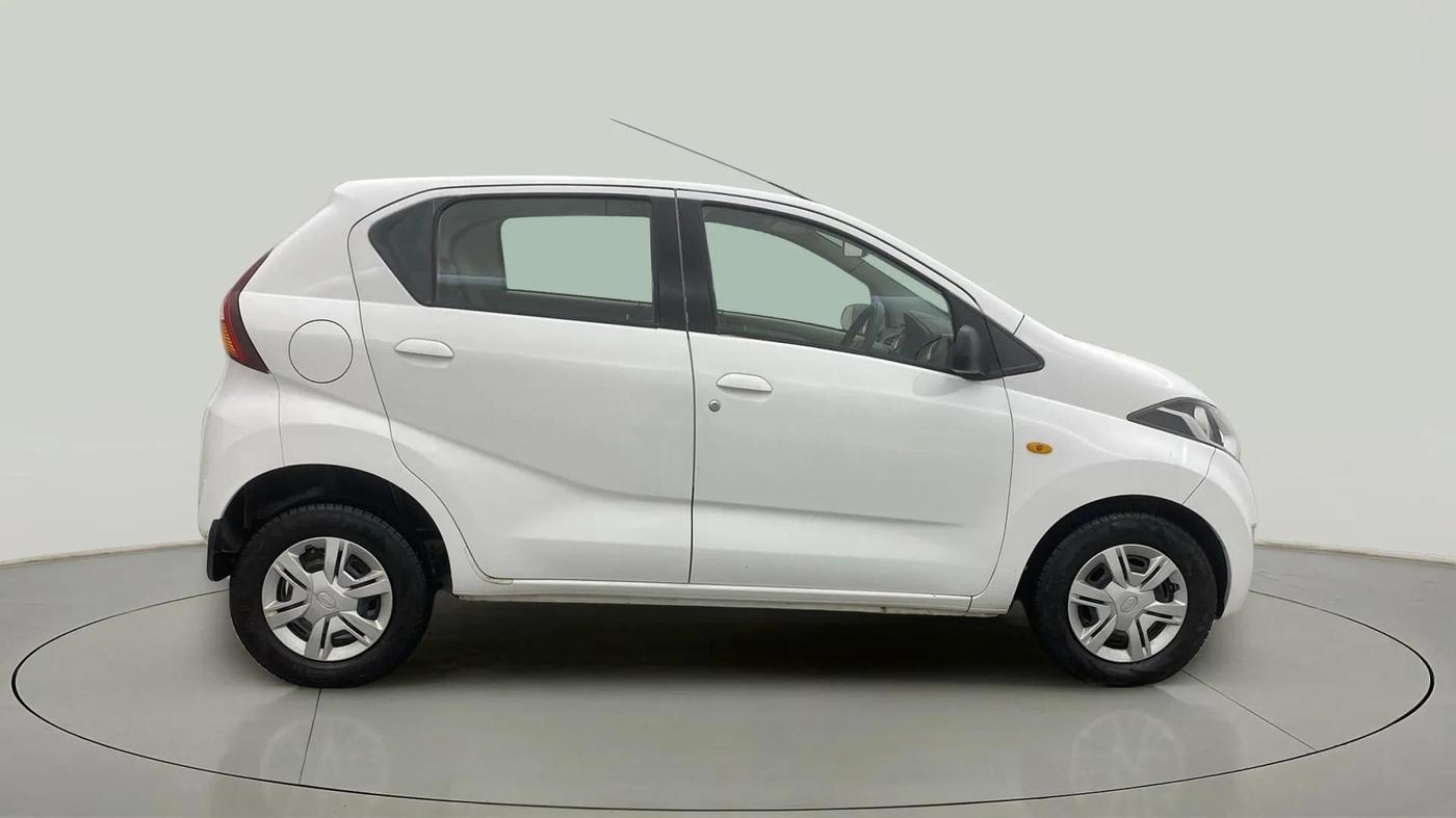 2017 Datsun Redi Go T (O), Petrol, Manual, 54,255 km, Right Side View