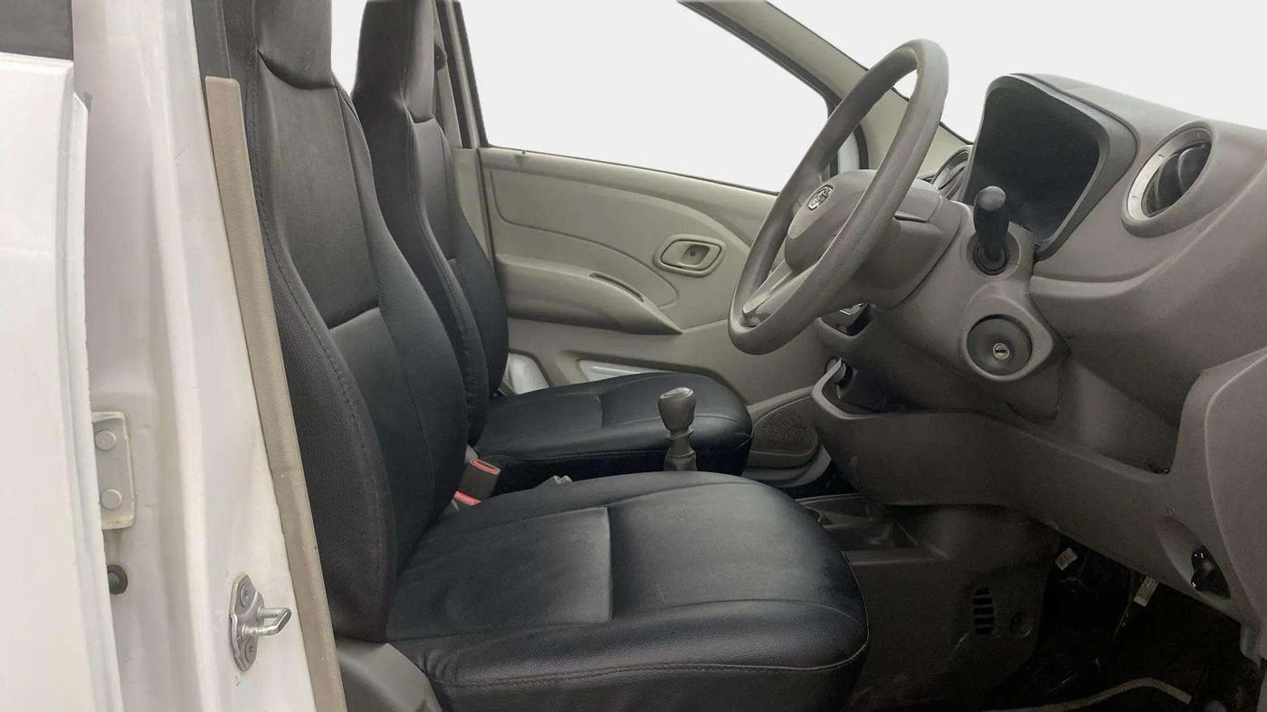 2017 Datsun Redi Go T (O), Petrol, Manual, 54,255 km, Right Side Front Door Cabin