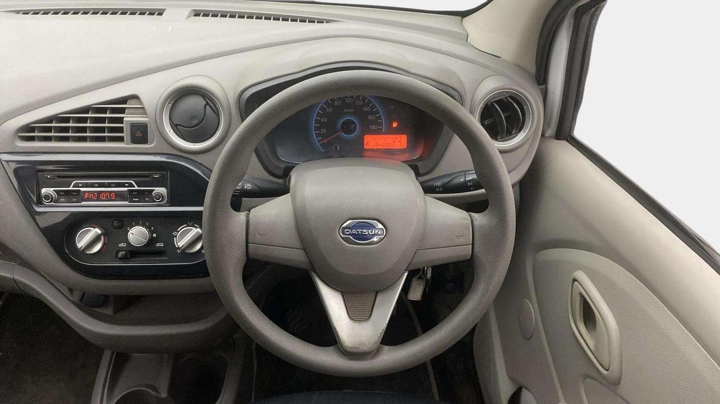2017 Datsun Redi Go T (O), Petrol, Manual, 54,255 km, Steering Wheel Close Up