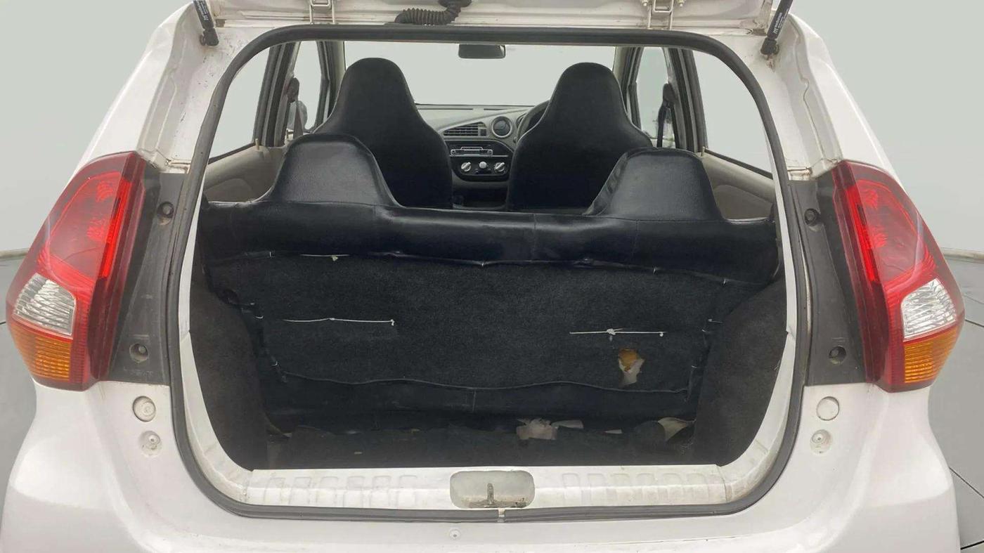 2017 Datsun Redi Go T (O), Petrol, Manual, 54,255 km, Boot Inside