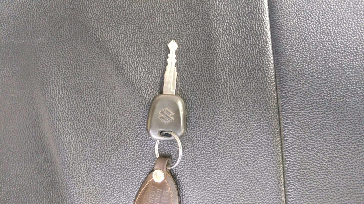 2023 Maruti Eeco 7 STR STD 1.2, Petrol, Manual, 20,211 km, Key Close Up