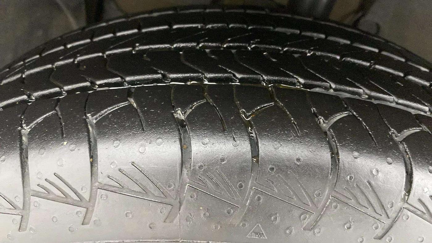 2018 Renault Duster 110 PS RXZ 4X2 AMT DIESEL, Diesel, Automatic, 80,440 km, Left Front Tyre Tread